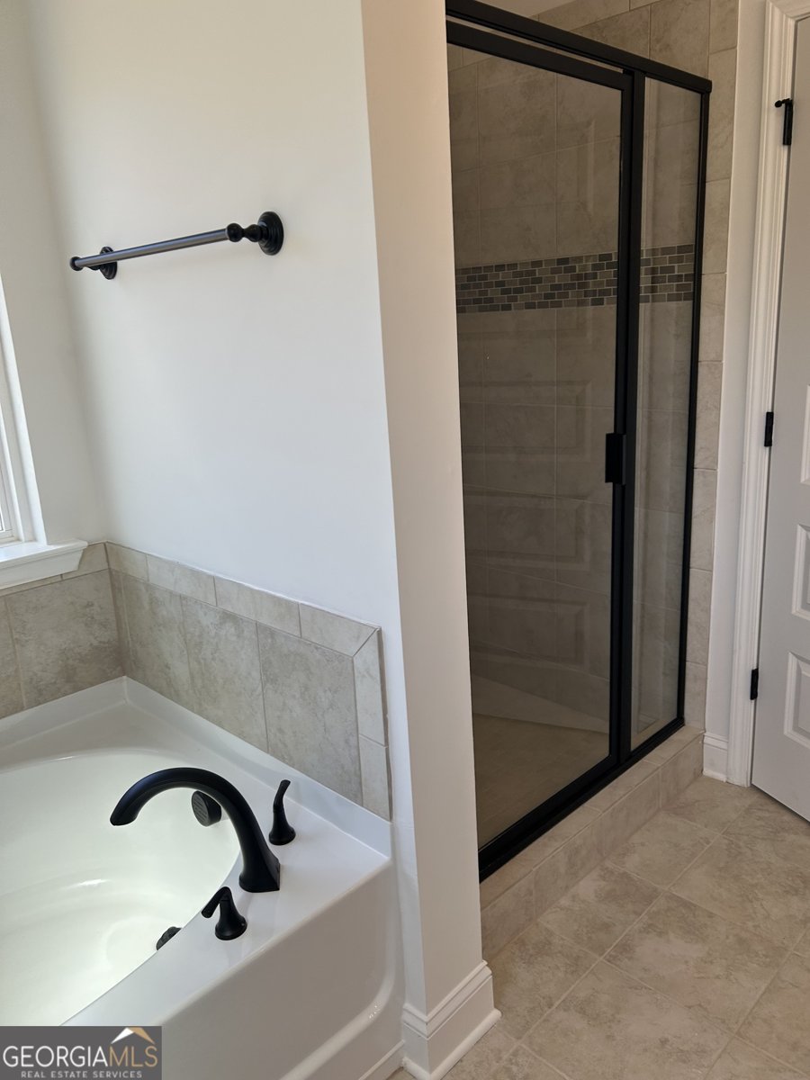 1409 Barrington Place Lane Macon - Photo 6