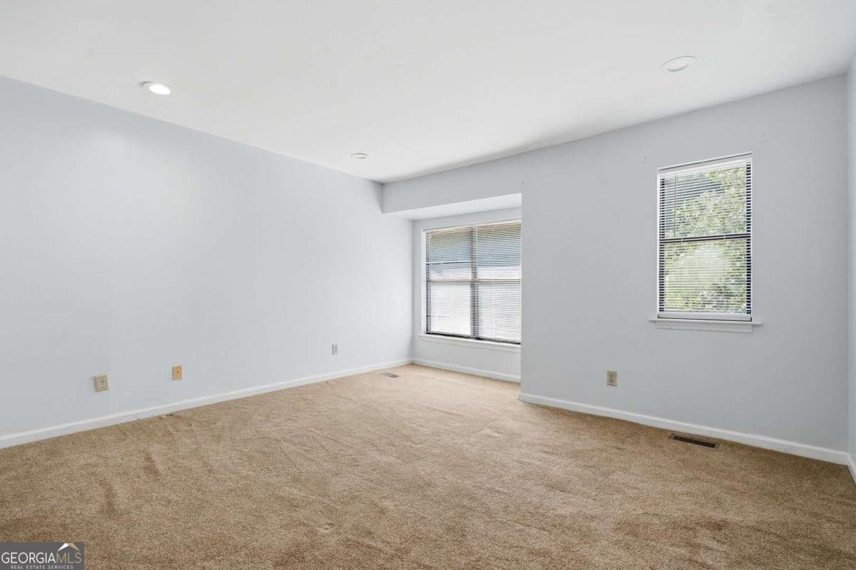 2226 Spring Walk Court Atlanta - Photo 13