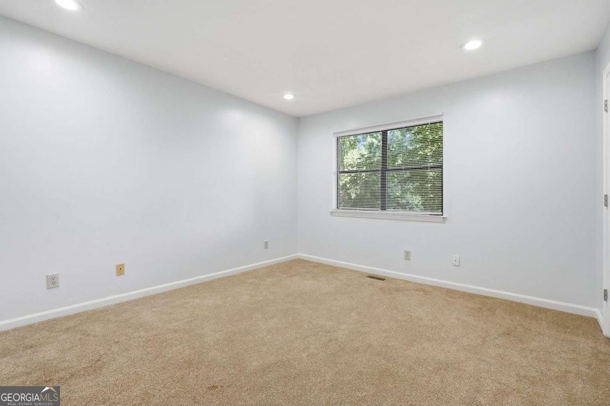 2226 Spring Walk Court Atlanta - Photo 18