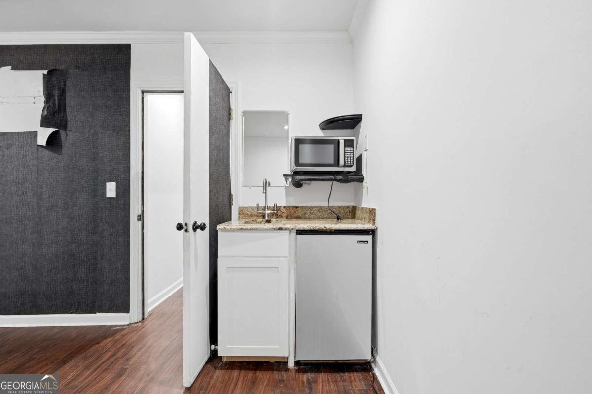 2226 Spring Walk Court Atlanta - Photo 20