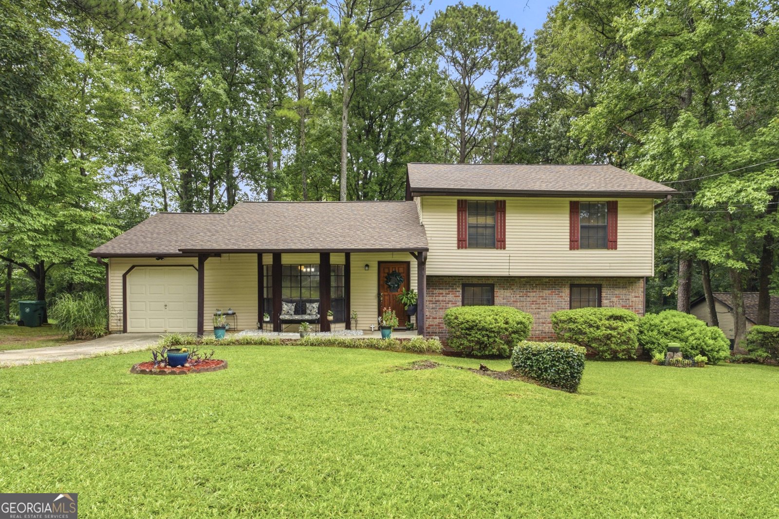 5560 Petite Point Lithonia - main photo