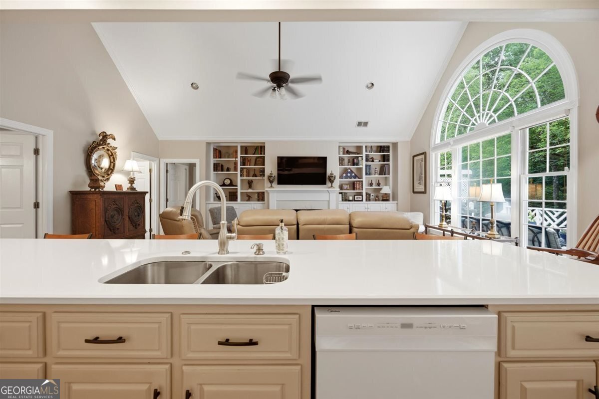 182 Brookstone Court Macon - Photo 10