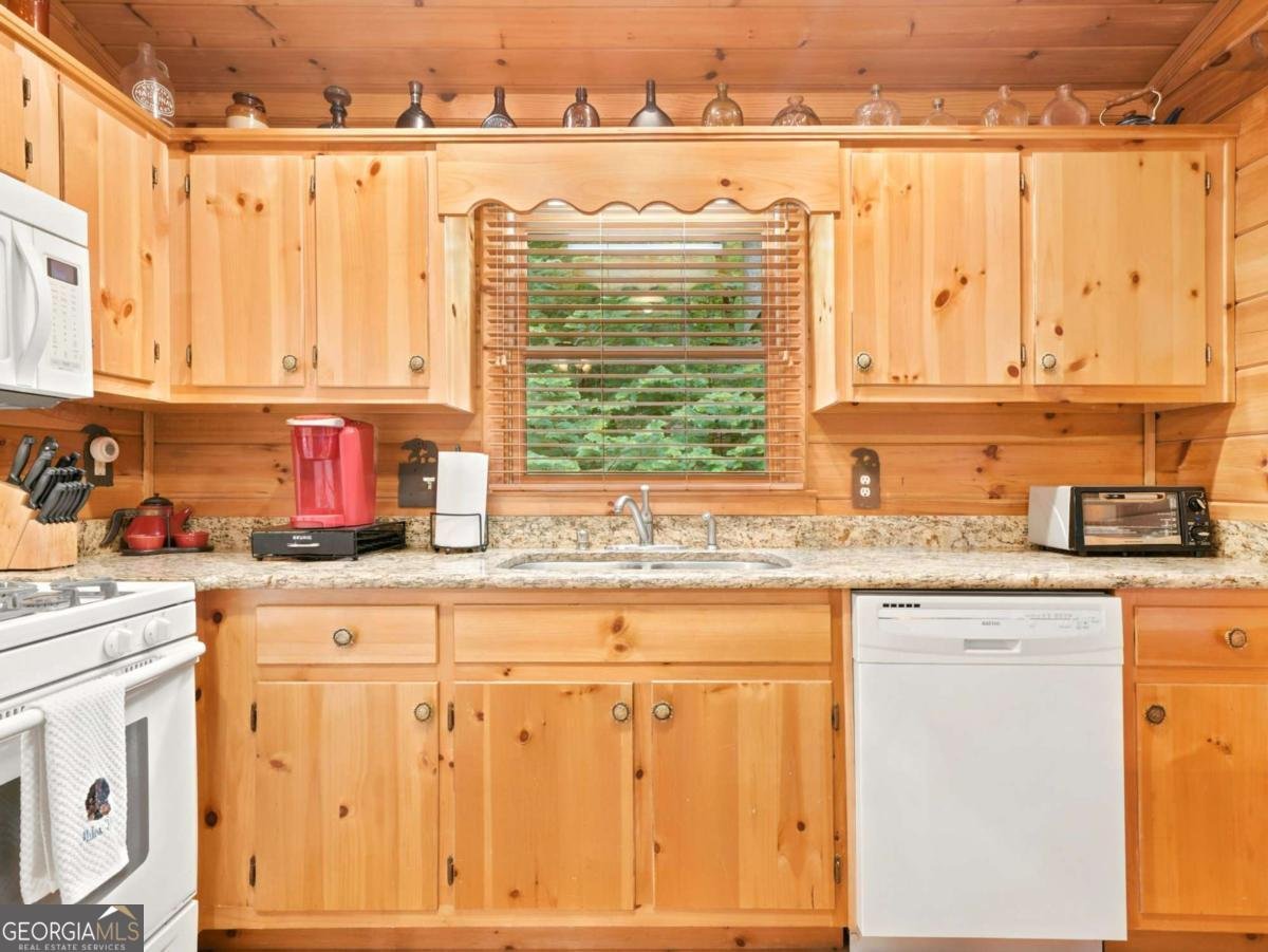 151 Hatchet Trail Cherry Log - Photo 22