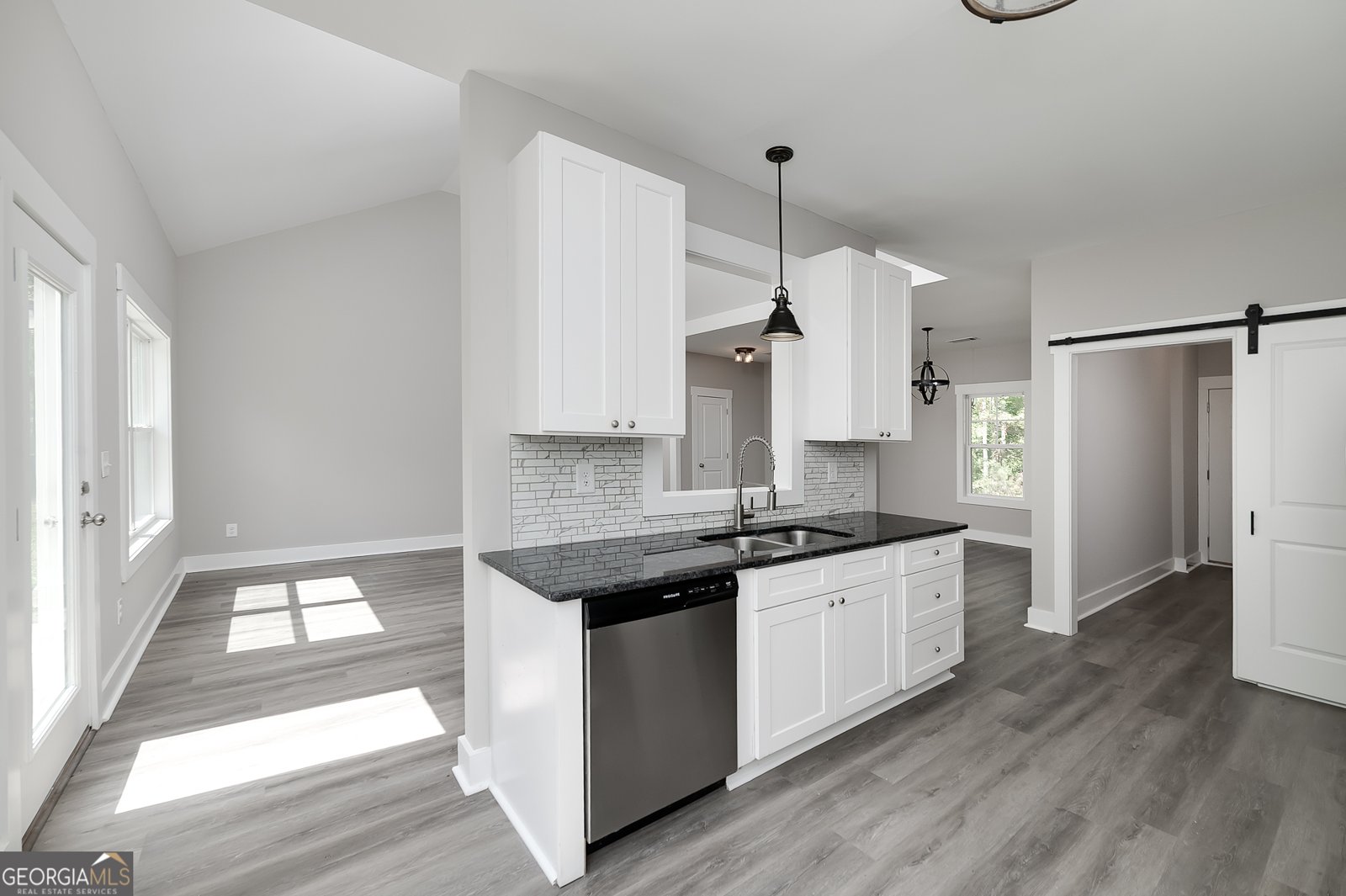219 Hamilton Concord - Photo 12