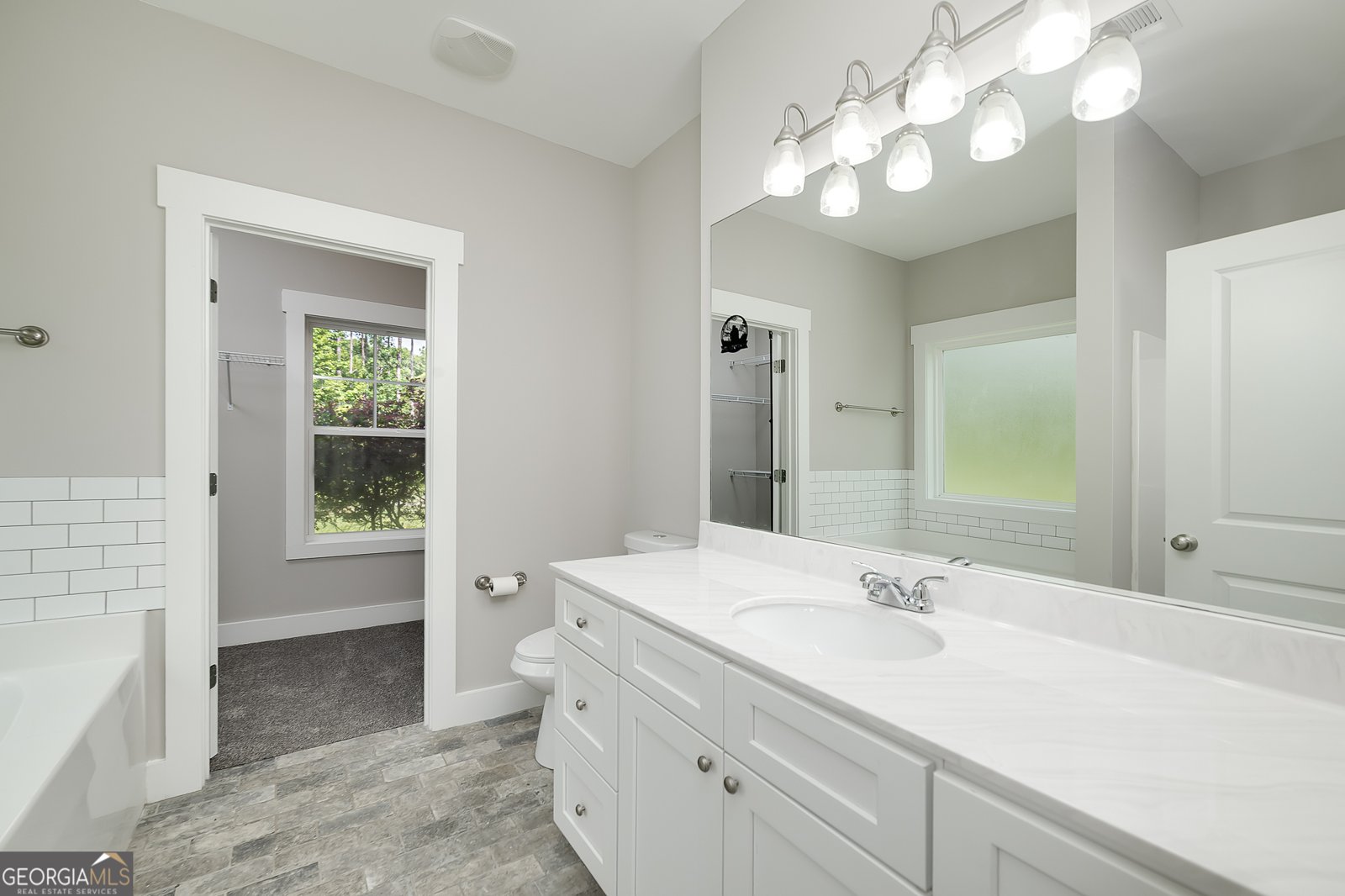 219 Hamilton Concord - Photo 19