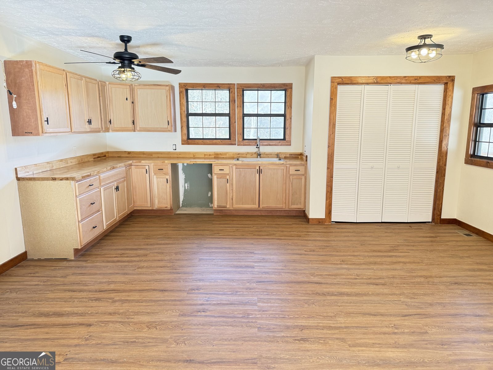 157 Old Loving Road Mineral Bluff - Photo 9