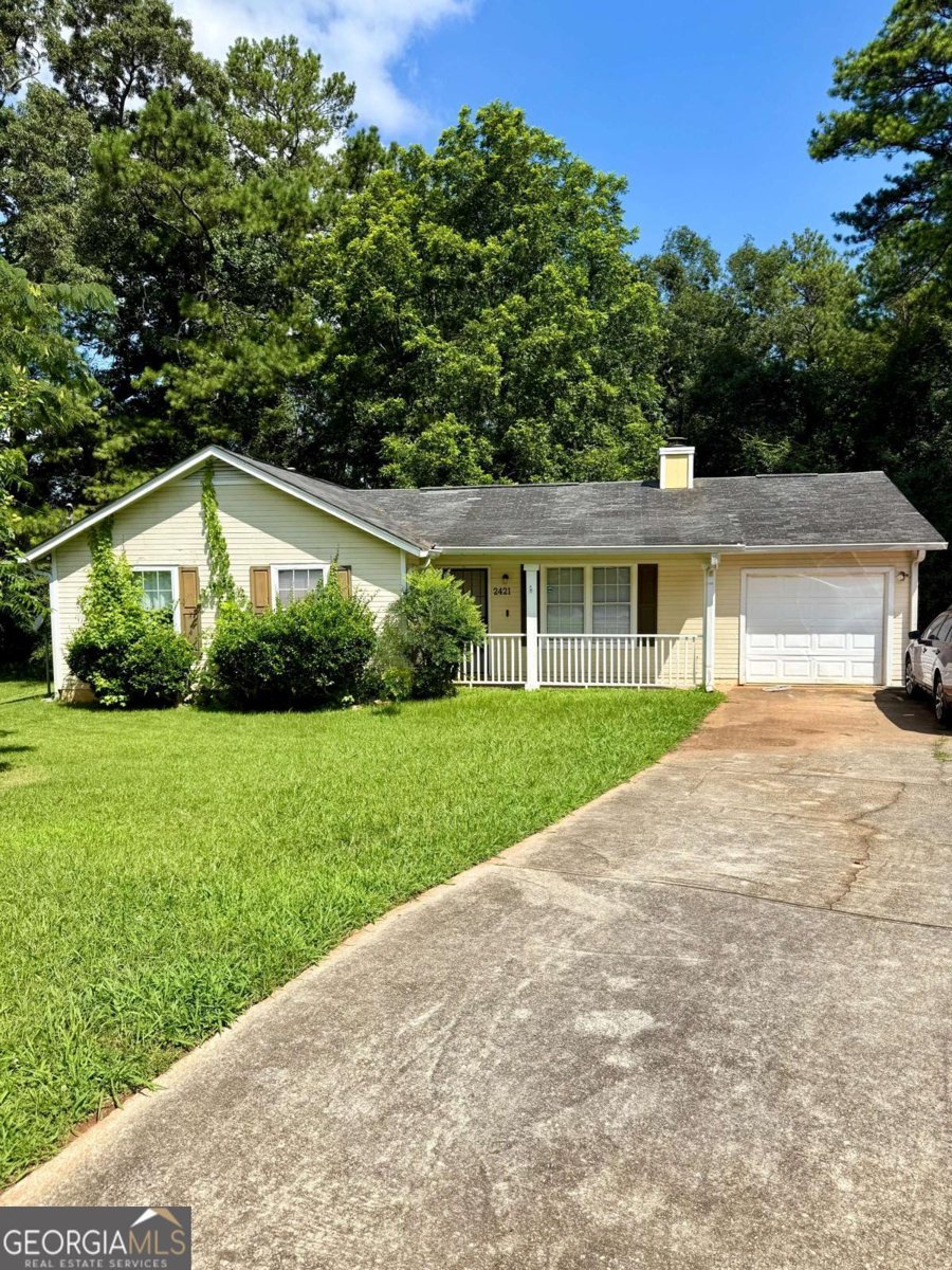 2421 Corner Shoals Drive Decatur - main photo