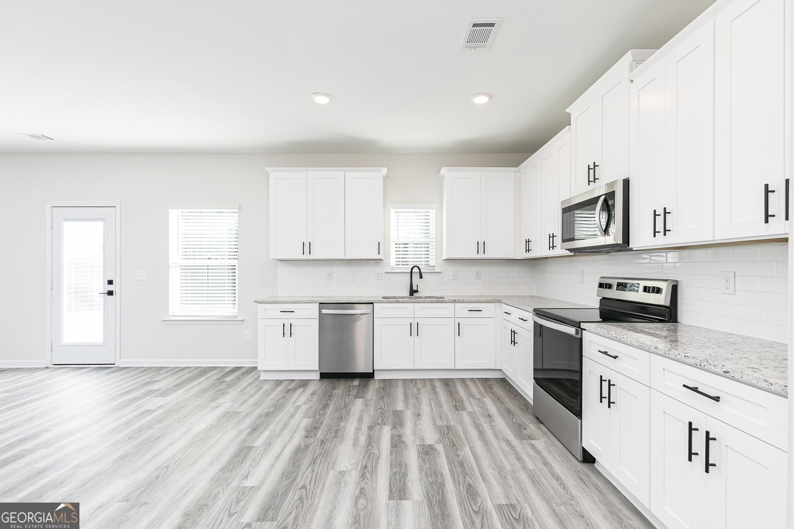 137 Howell Drive Villa Rica - Photo 10