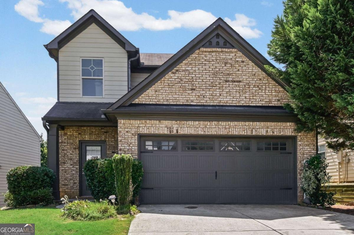 578 Hardy Water Drive Lawrenceville - main photo