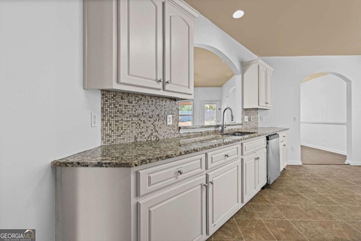 578 Hardy Water Drive Lawrenceville - Photo 13