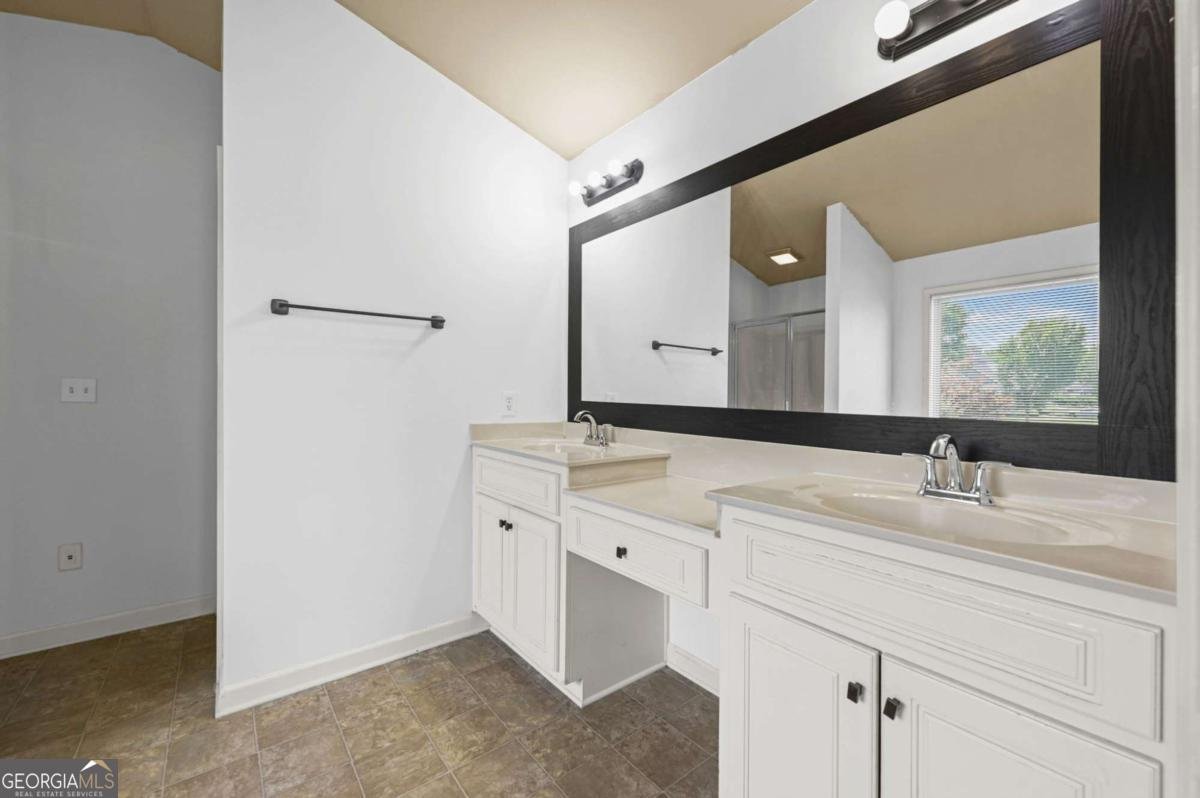 578 Hardy Water Drive Lawrenceville - Photo 22