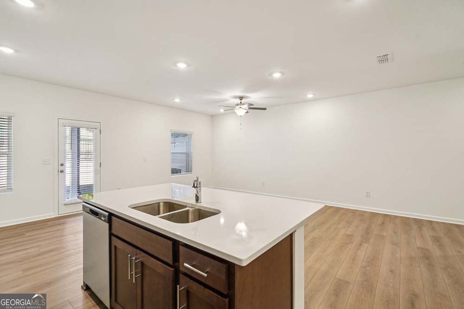 320 Dearborn Drive Cartersville - Photo 11