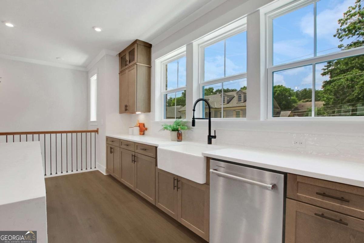 116 Bridgecrest Road Roswell - Photo 10
