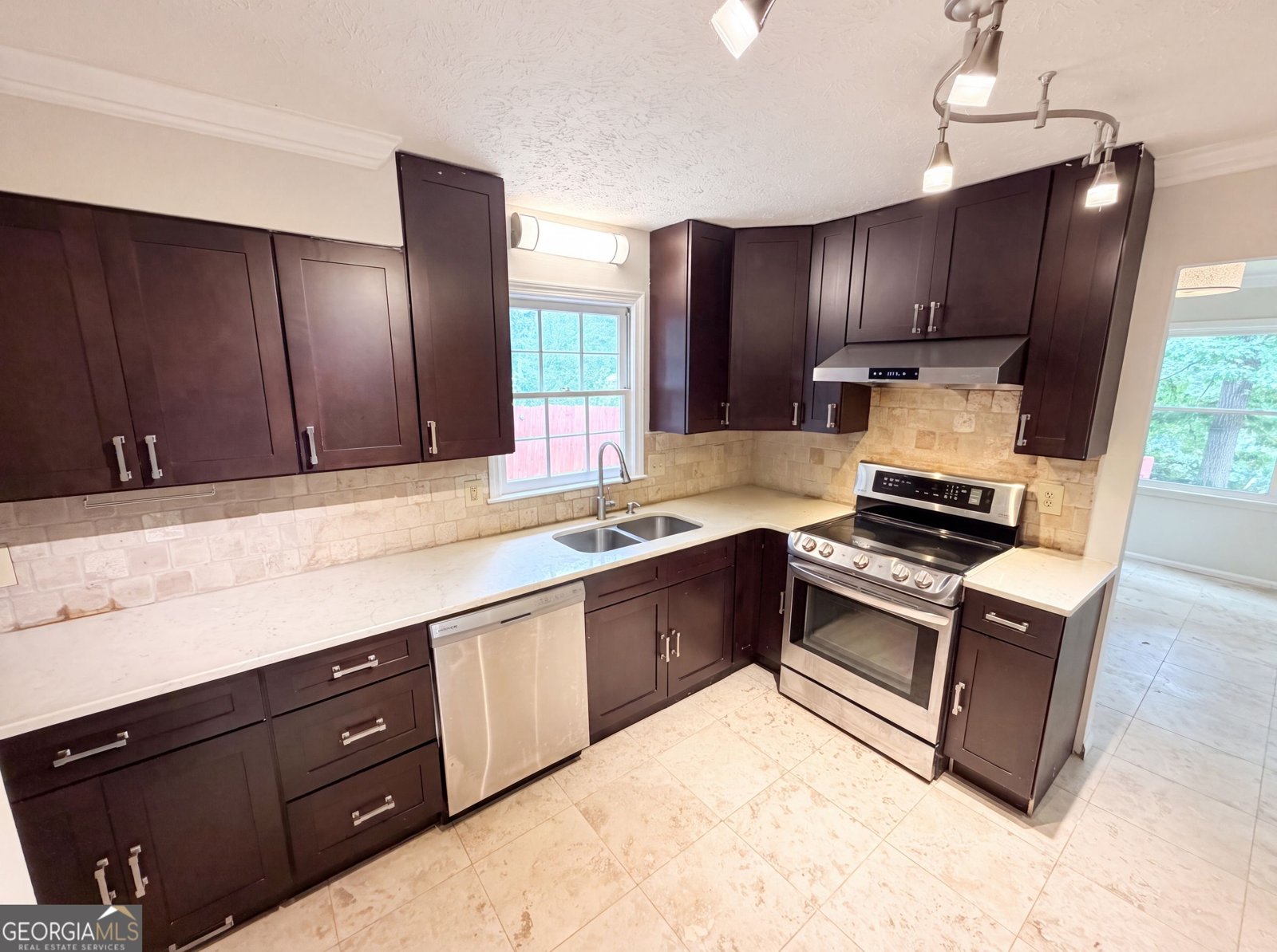 215 Arbour Run Suwanee - Photo 16