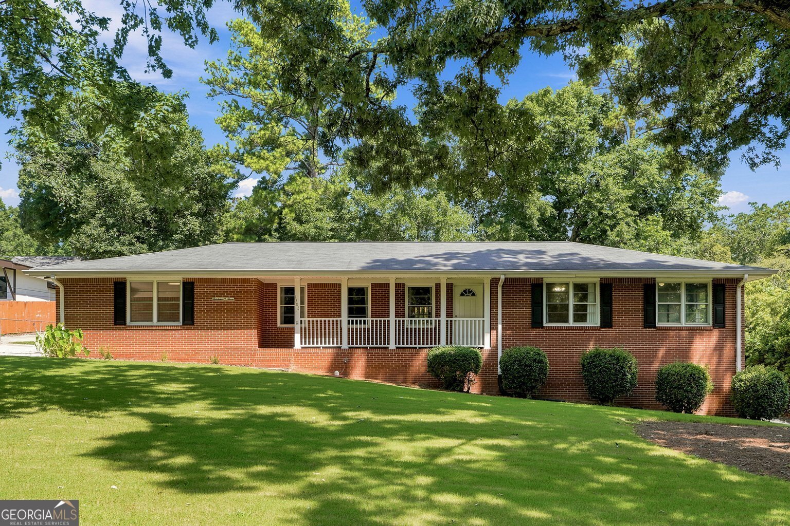 1303 Mohawk Drive Lawrenceville - main photo