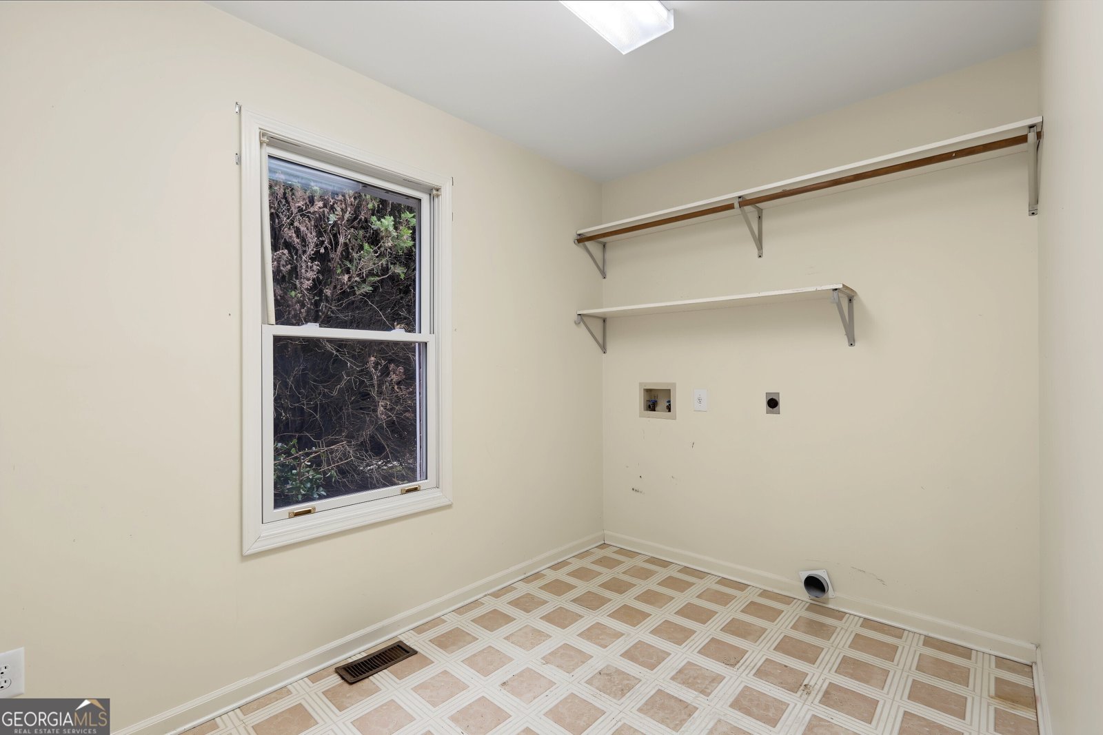 134 Cannafax Road Barnesville - Photo 16