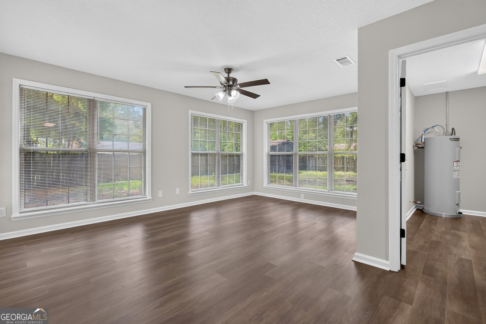 822 Lakeview Court Hinesville - Photo 11