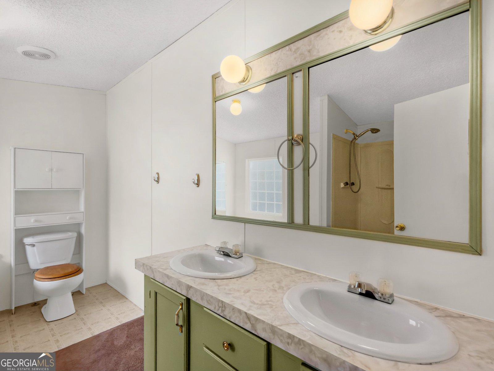 141 Gamecock Way Barnesville - Photo 18