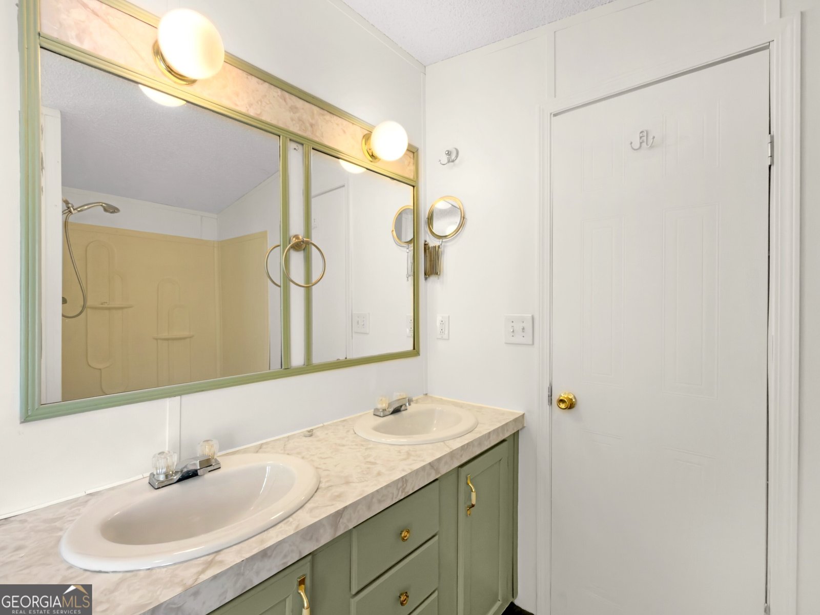 141 Gamecock Way Barnesville - Photo 28