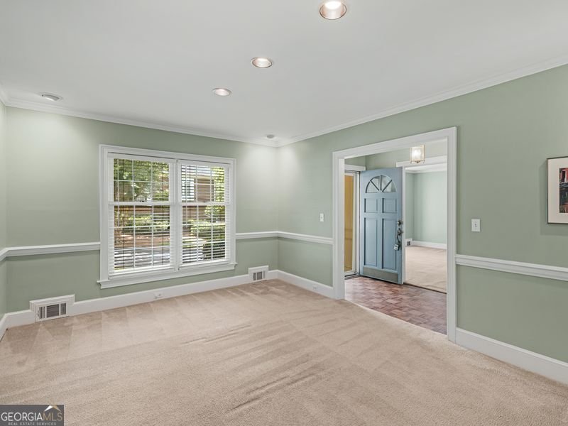 6 Downshire Lane Decatur - Photo 9