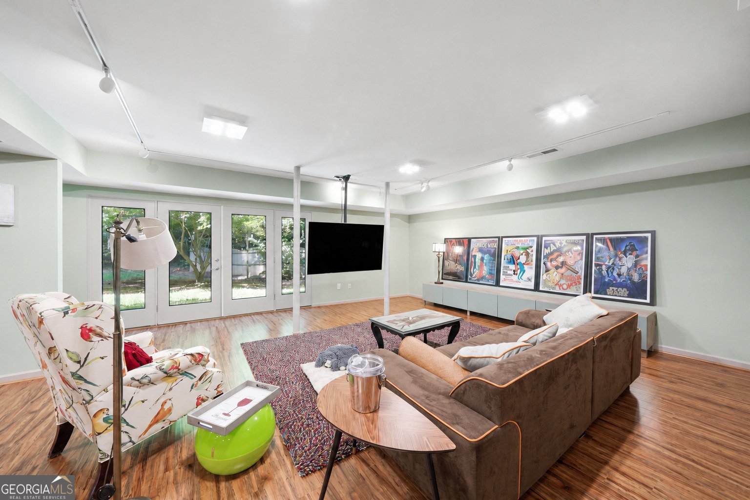 990 Lake Charles Drive Roswell - Photo 37