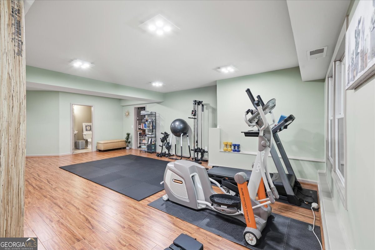 990 Lake Charles Drive Roswell - Photo 38