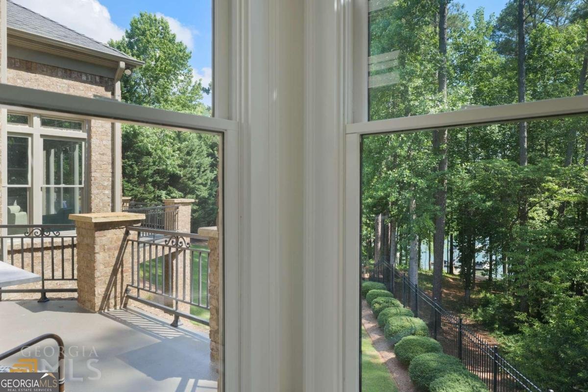1605 Lockridge Drive Cumming - Photo 10