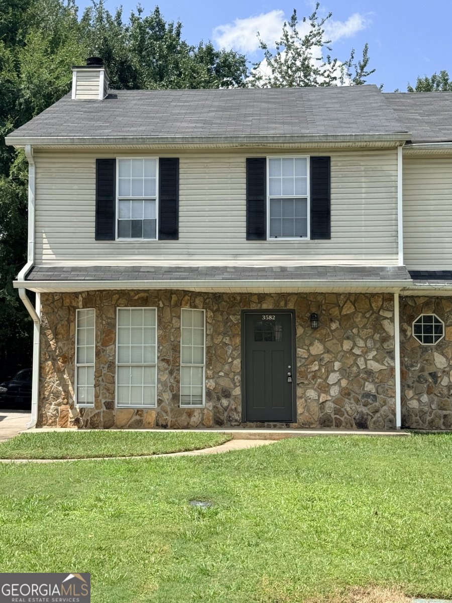 3582 Hopkins Court Powder Springs - main photo