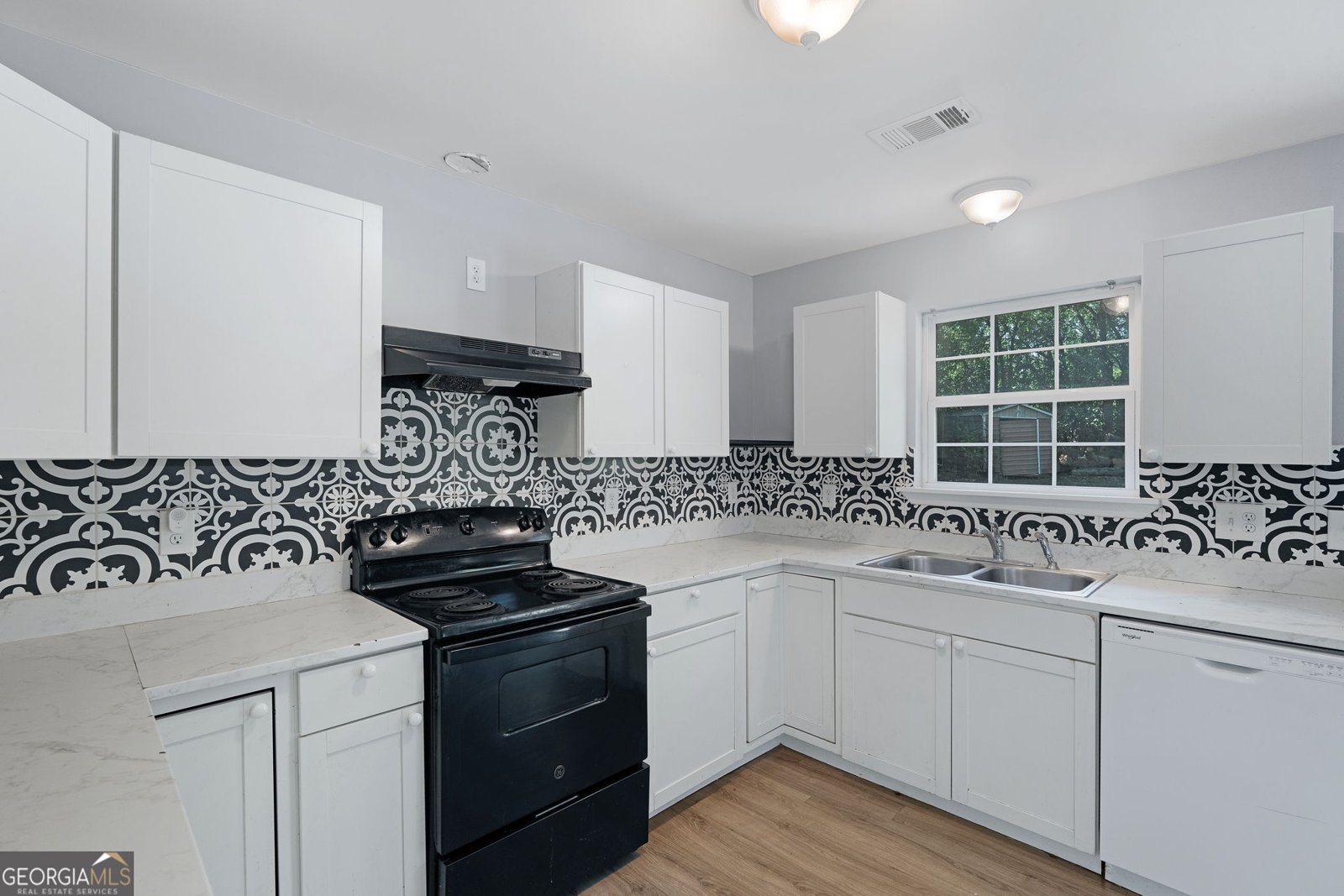 4216 Oak Drive Macon - Photo 10