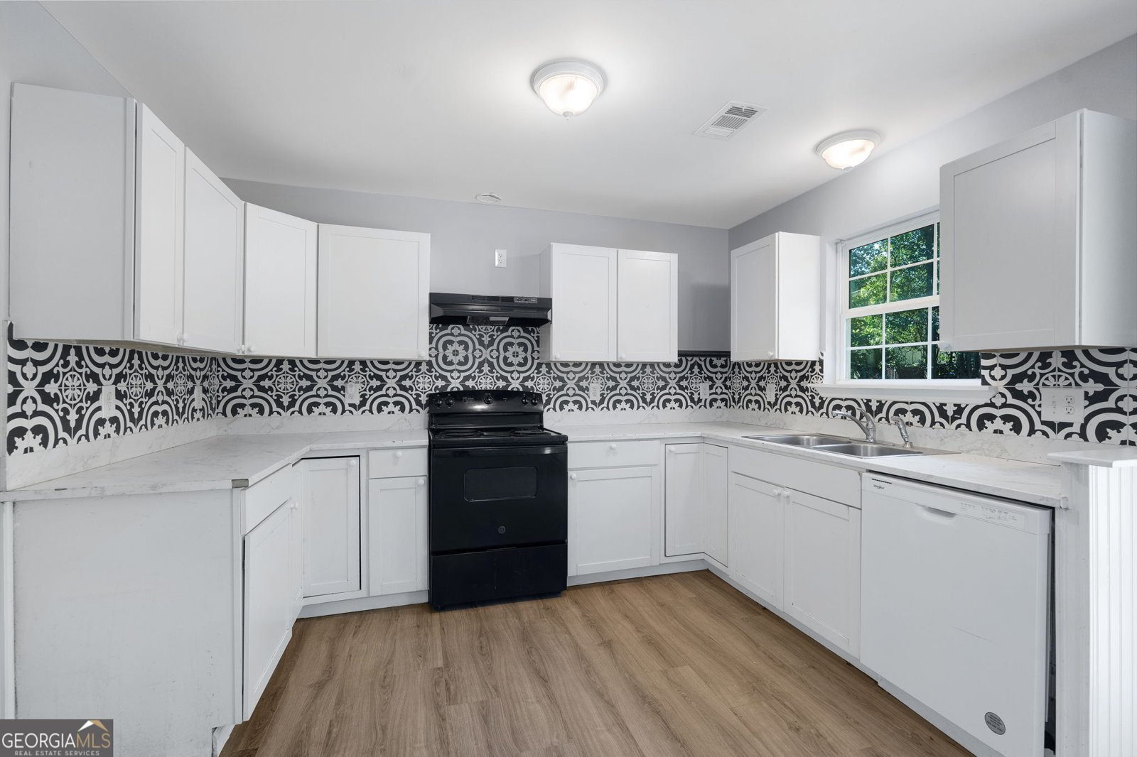 4216 Oak Drive Macon - Photo 8