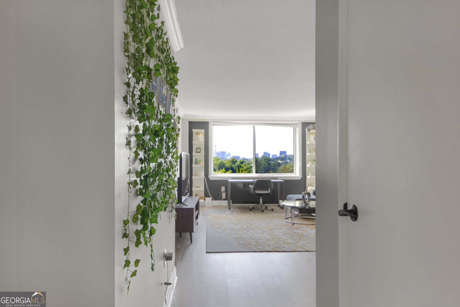 2479 Peachtree Road Atlanta - main photo