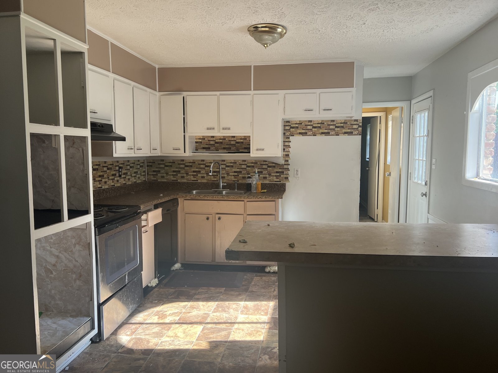 484 King Arthur Court Jonesboro - Photo 10
