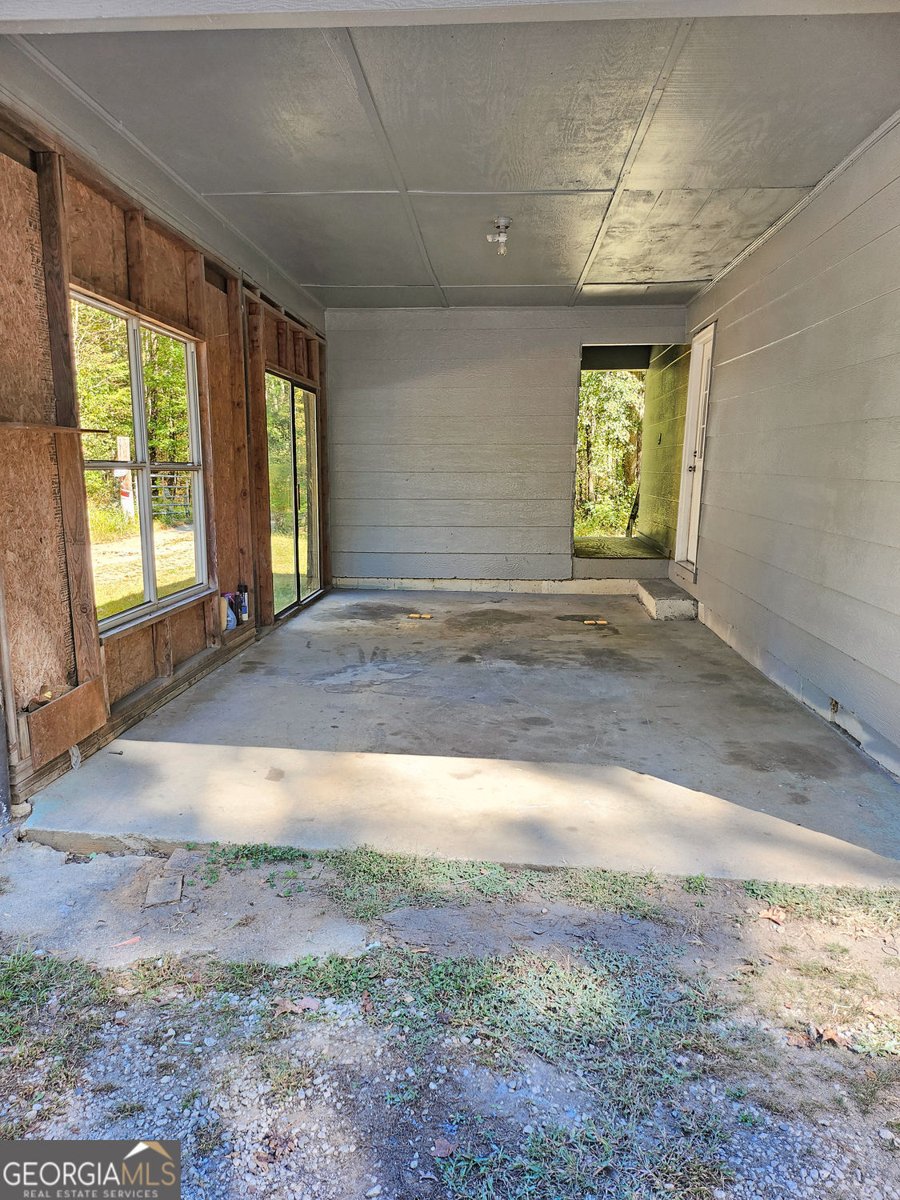 147 Cobb Road Covington - Photo 11