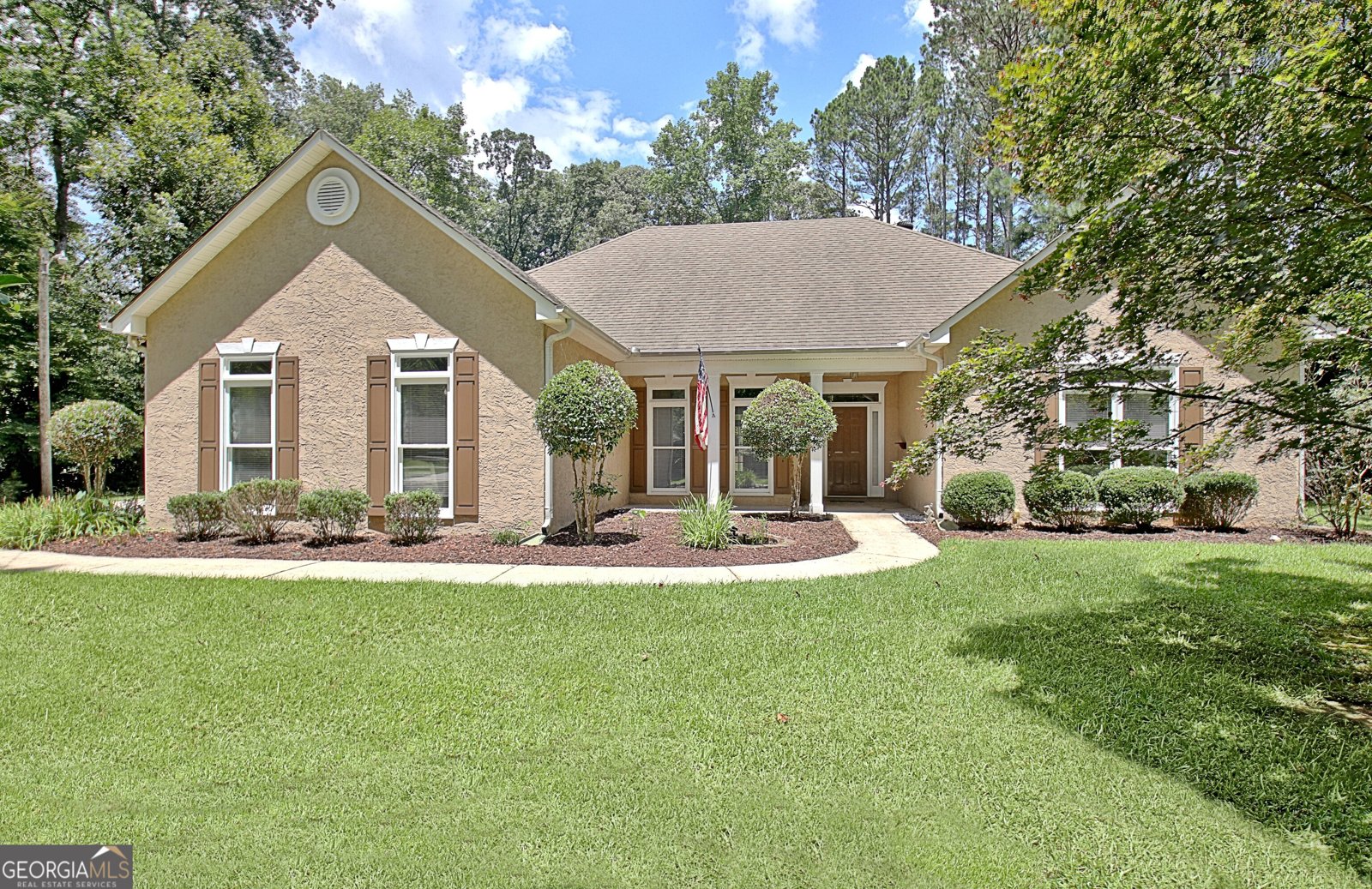 315 Felton Drive Fayetteville - main photo