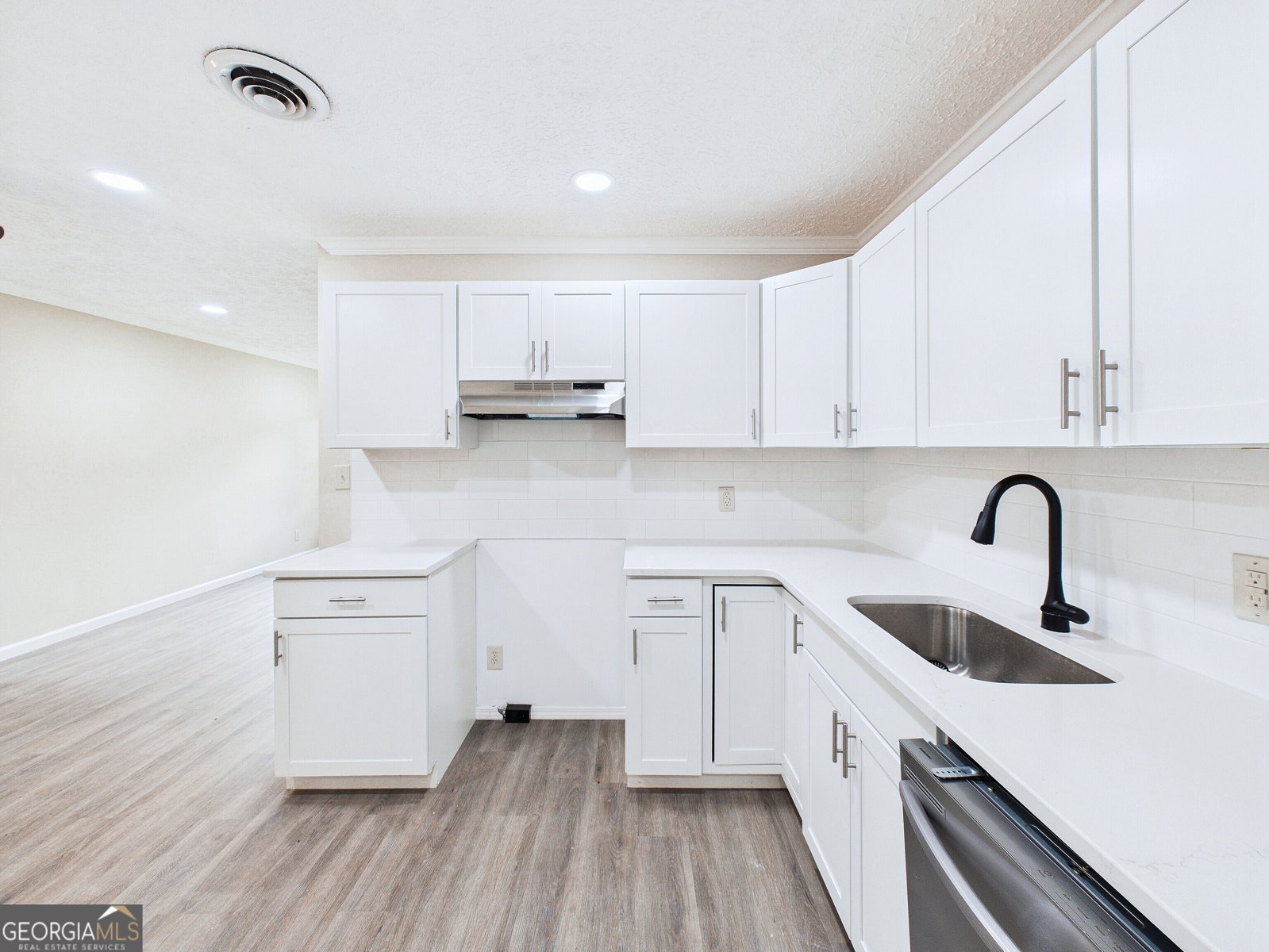 4445 Pinedale Drive Macon - Photo 14