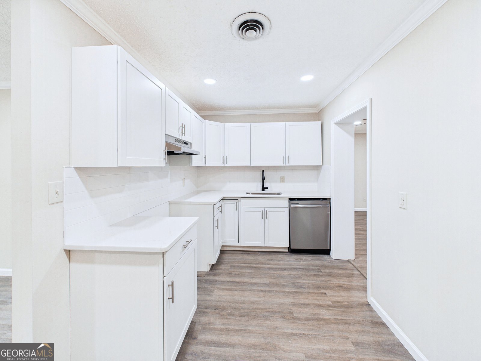 4445 Pinedale Drive Macon - Photo 16