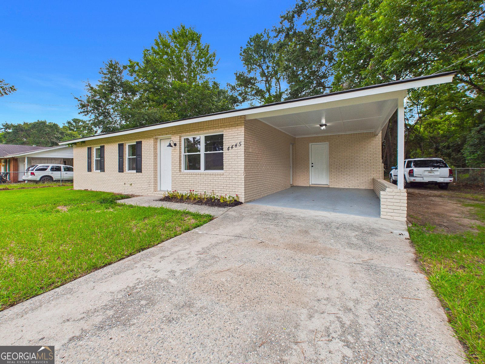 4445 Pinedale Drive Macon - Photo 6