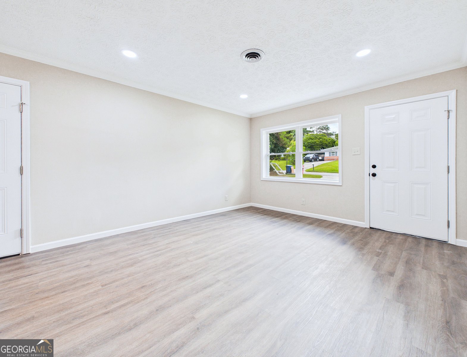 4445 Pinedale Drive Macon - Photo 8