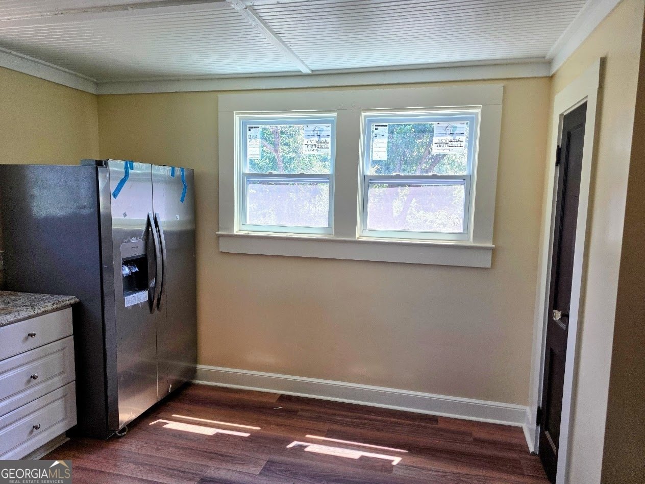 203 Dallas Drive Thomaston - Photo 9