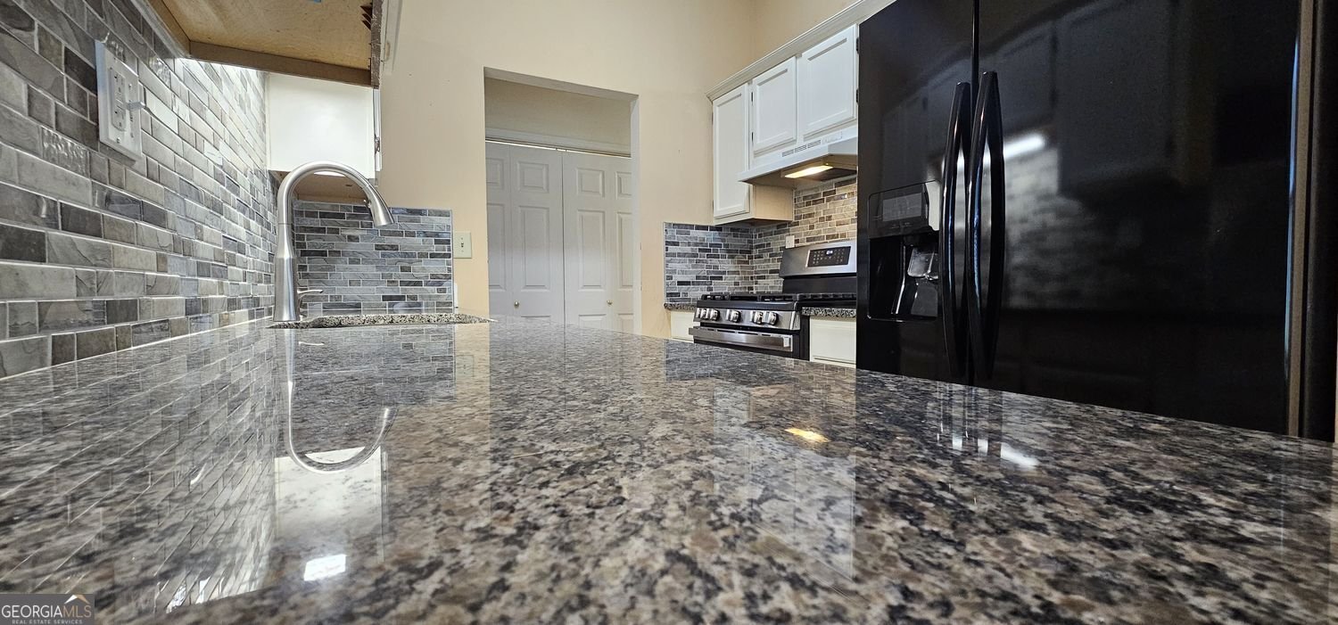 165 Water View Drive Stockbridge - Photo 18