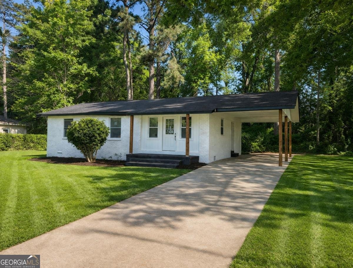 112 Sunnydale Drive Eatonton - main photo