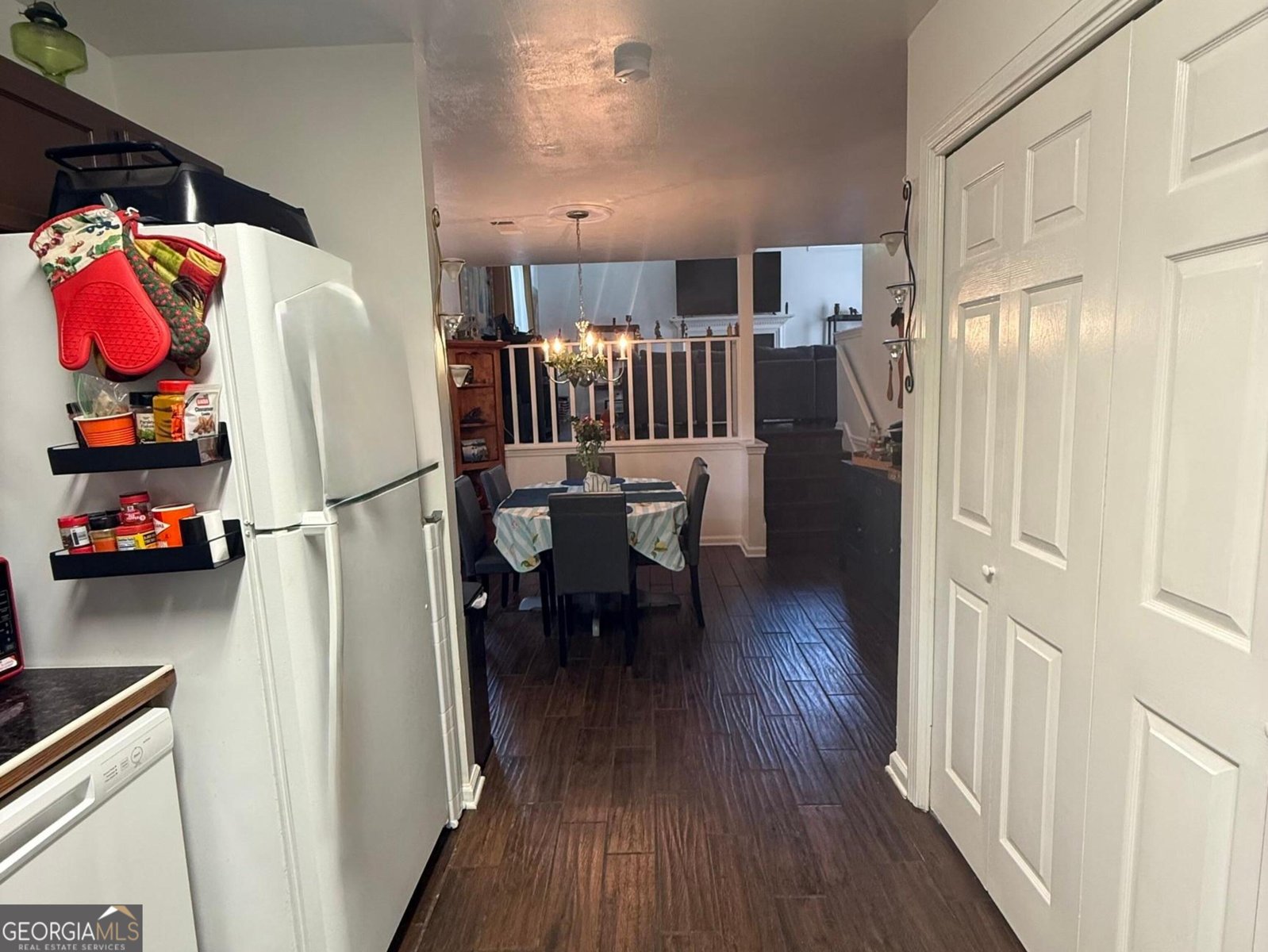 5887 Mistyview Drive Rex - Photo 10