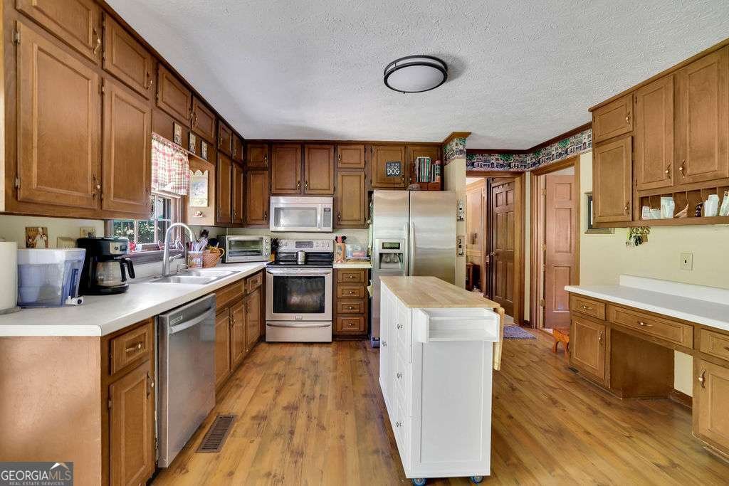 1339 Saint Michaels Court Lilburn - Photo 7