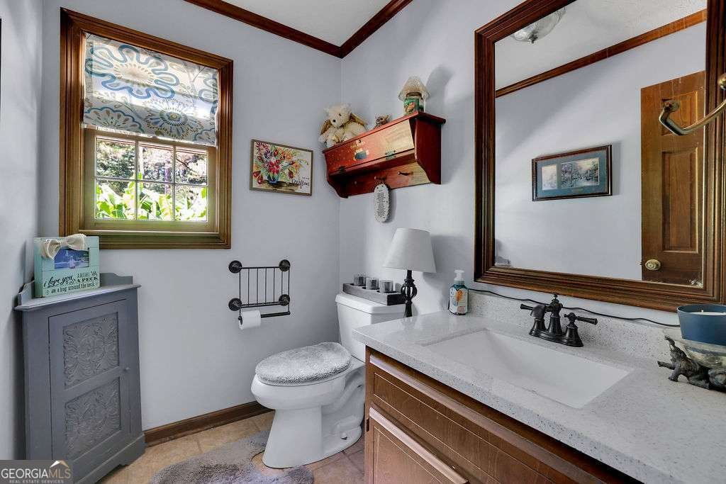 1339 Saint Michaels Court Lilburn - Photo 9