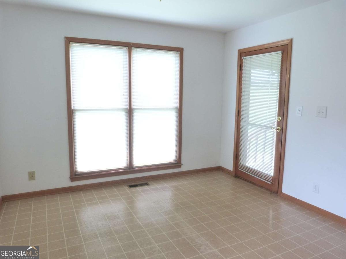 929 Nicholsville Road Monroe - Photo 15