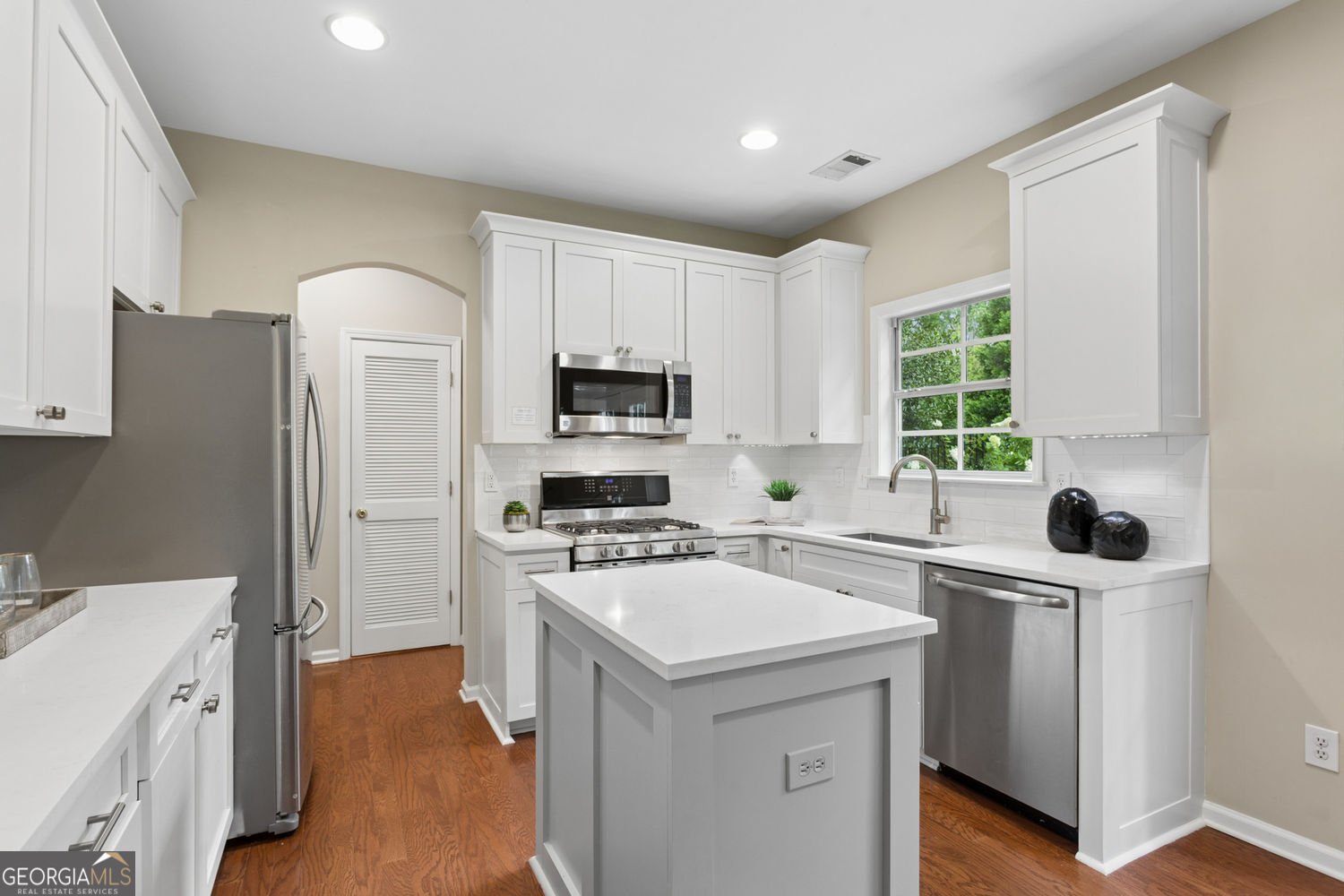 4545 Chelton Court Smyrna - Photo 12