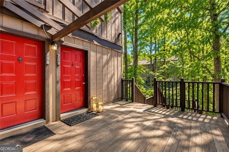 709 River Run Drive Sandy Springs - main photo