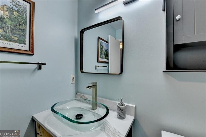 709 River Run Drive Sandy Springs - Photo 19