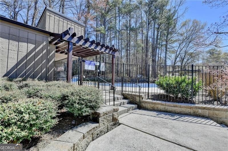 709 River Run Drive Sandy Springs - Photo 31