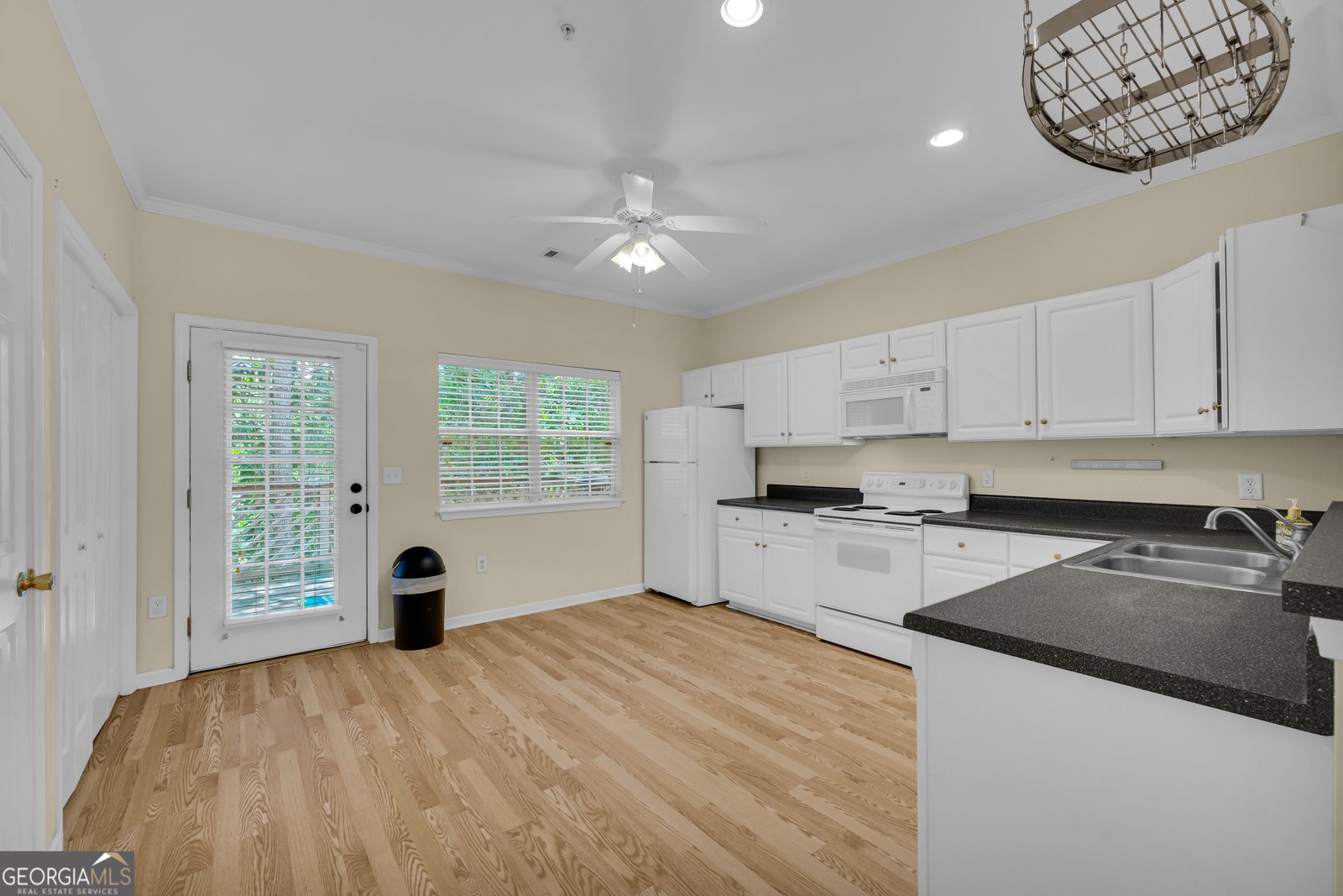 205 Woodstone Drive Athens - Photo 9